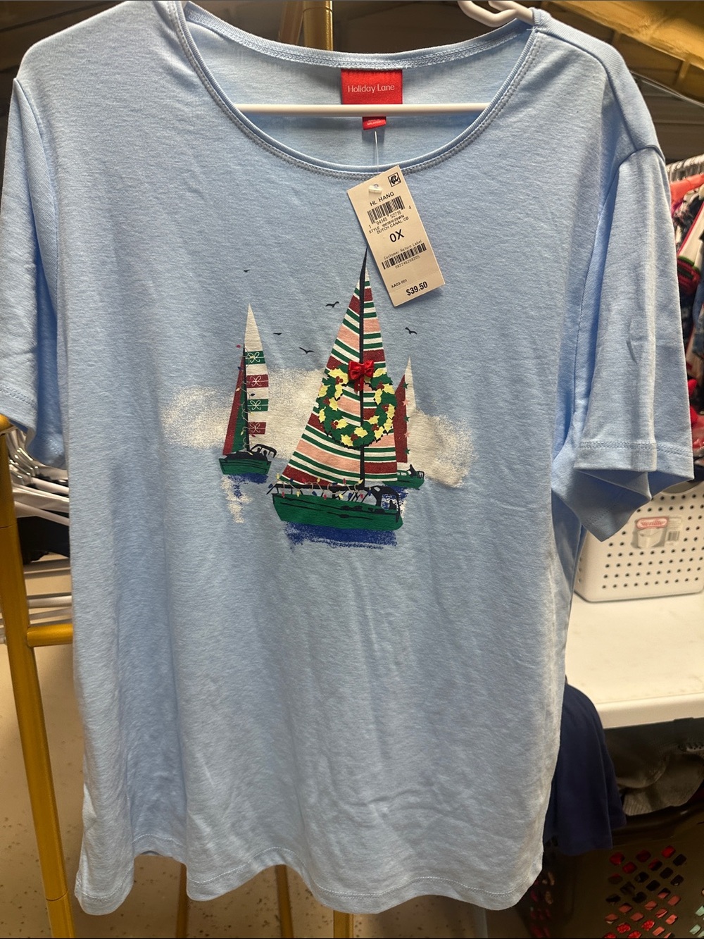 NWT HOLIDAY LANE WOMEN’S SHORT SLEEVE TOP